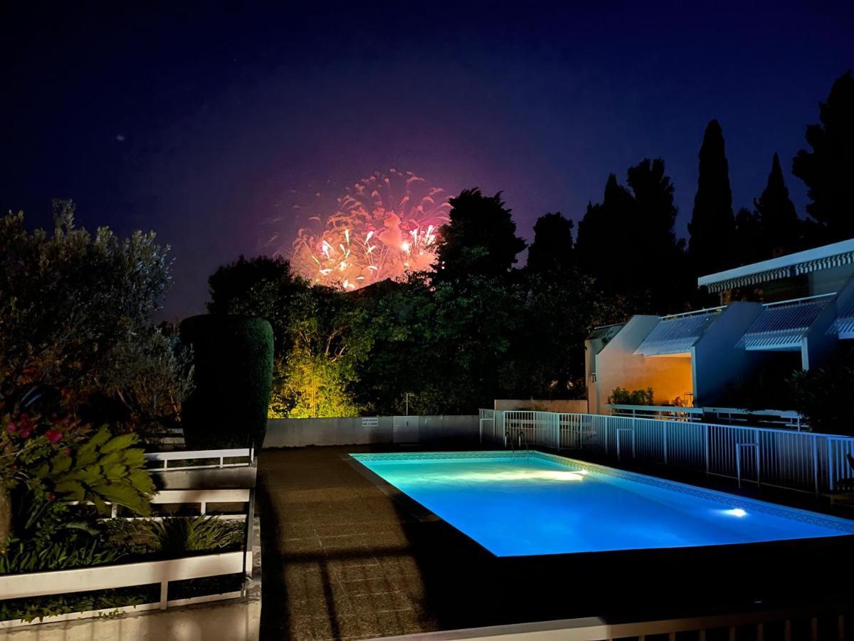 Le Soléa - Cassis centre Résidence Le Club avec piscine et garage pour 2-4 personnes Exterior foto